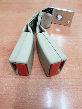 https://www.mycarforum.com/uploads/sgcarstore/data/1/1_1634611461_0Jaguar seat belt holder centre rear.jpg